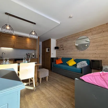 Christiana 307 Cles Blanches Апарт-отель Куршевель